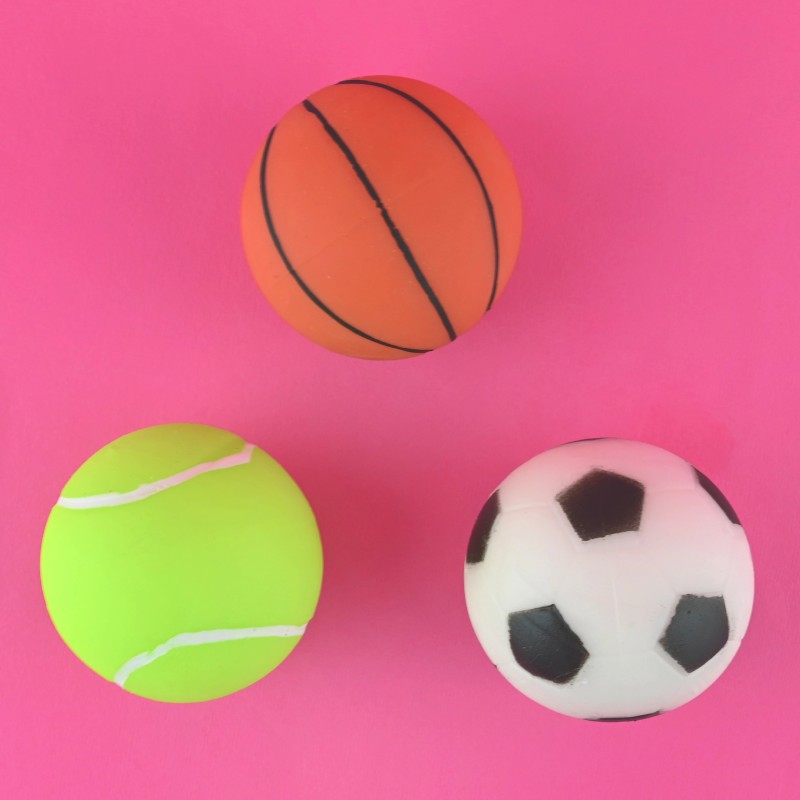 Bløde squishy bolde: mini basketball, fodbold og tennisbold. Bløde squishy bolde: mini basketball, fodbold og tennisbold.