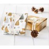 Elegant indpakning i naturlige og gyldne nuancer, hvor glitter gavebånd tilfører et eksklusivt og festligt udtryk.