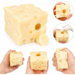 DIY Stressbold Ost, som kan fyldes med valgfrit materiale.
