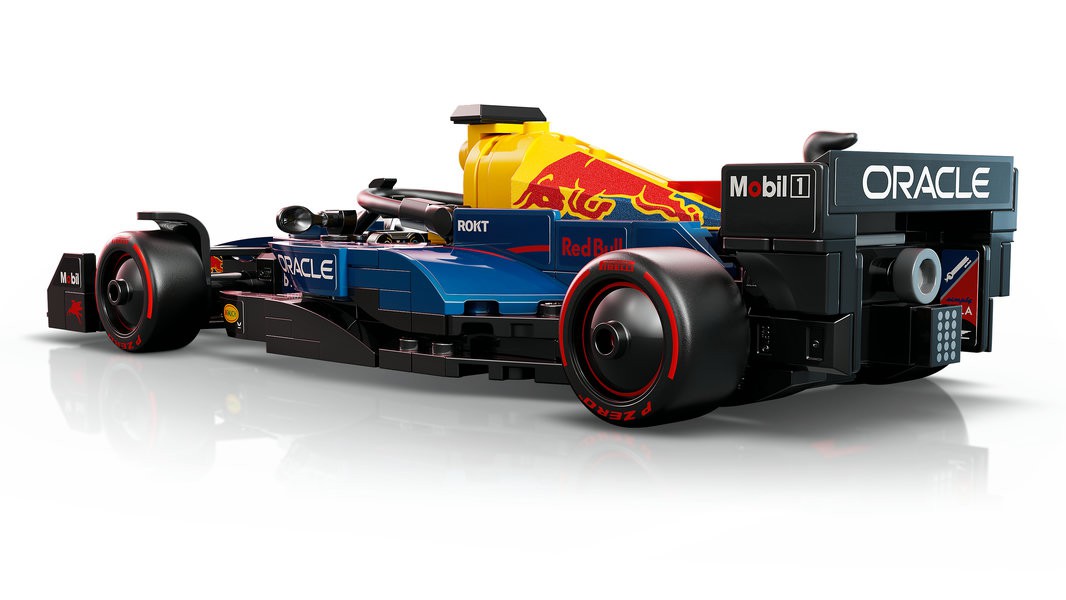 Oracle Red Bull Racing RB20 V29 77243