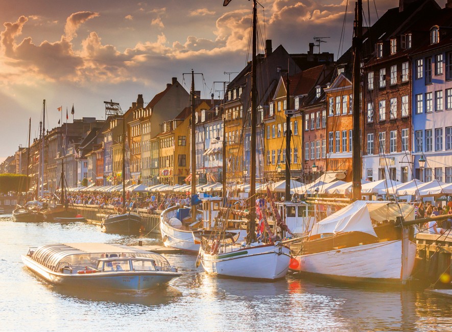 500 BRIKS RAVENSBRUGER SOLNEDGANG I KØBENHAVN 12000846